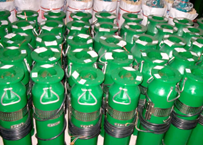 噴灌泵在輸水管井工程中的使用